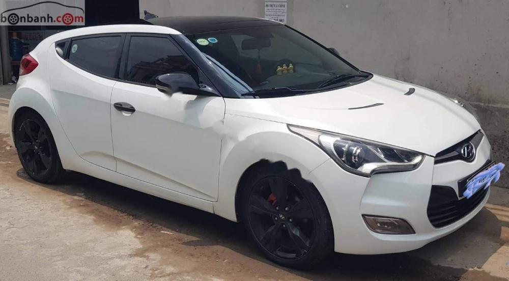 Hyundai Veloster 2011 - Bán xe Hyundai Veloster đời 2011, màu trắng, nhập khẩu  