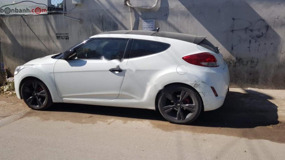 Hyundai Veloster 2011 - Bán xe Hyundai Veloster đời 2011, màu trắng, nhập khẩu  