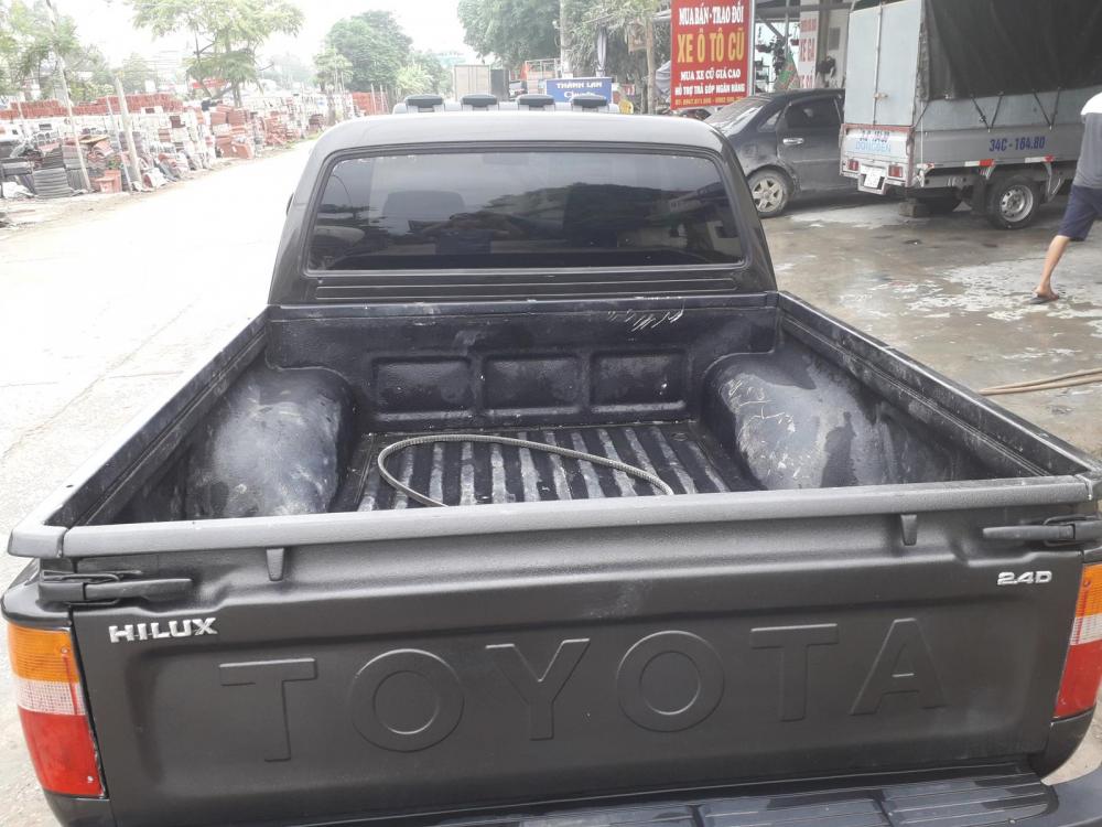 Toyota Hilux 1998 - Bán xe Toyota Hilux sản xuất 1998, màu xám (ghi), nhập khẩu nguyên chiếc