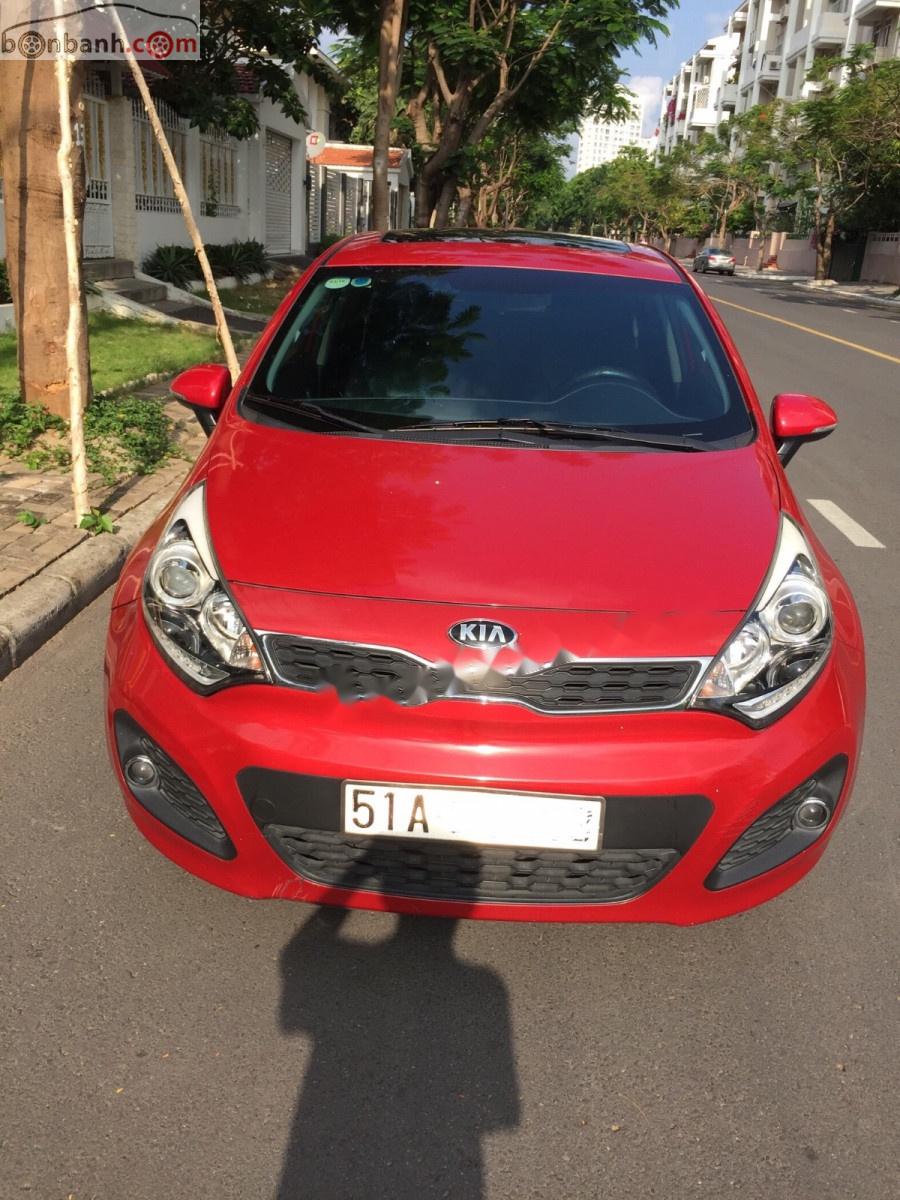 Kia Rio 1.4 2013 - Bán xe Kia Rio đời 2013, màu đỏ, nhập khẩu  