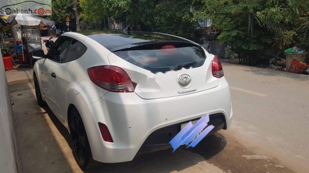 Hyundai Veloster 2011 - Bán xe Hyundai Veloster đời 2011, màu trắng, nhập khẩu  