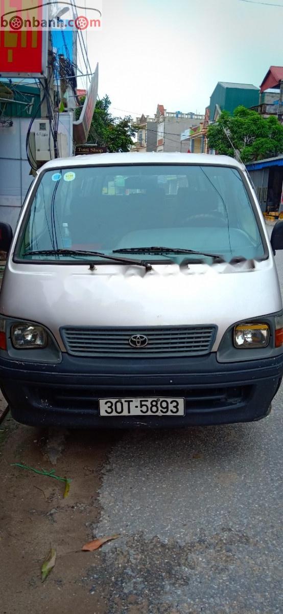 Toyota Hiace 2003 - Tôi cần bán xe Toyota Hiace sx năm 2003, chạy Turbo cực kì tiết kiệm nhiên liệu