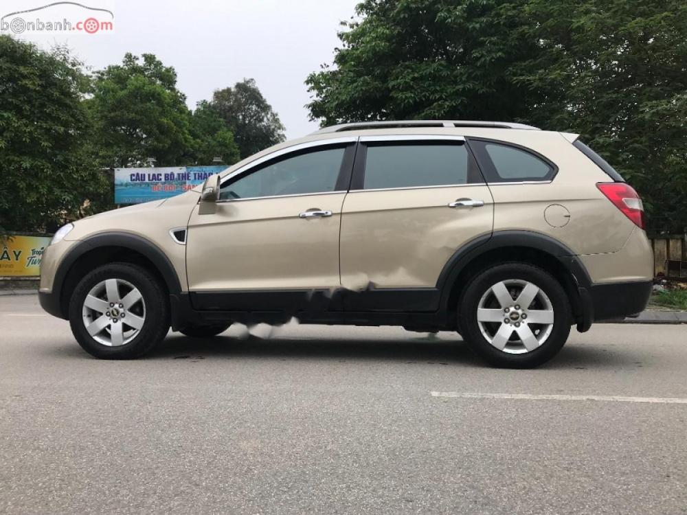 Chevrolet Captiva LTZ 2009 - Cần bán Chevrolet Captiva LTZ sản xuất năm 2009 số tự động 