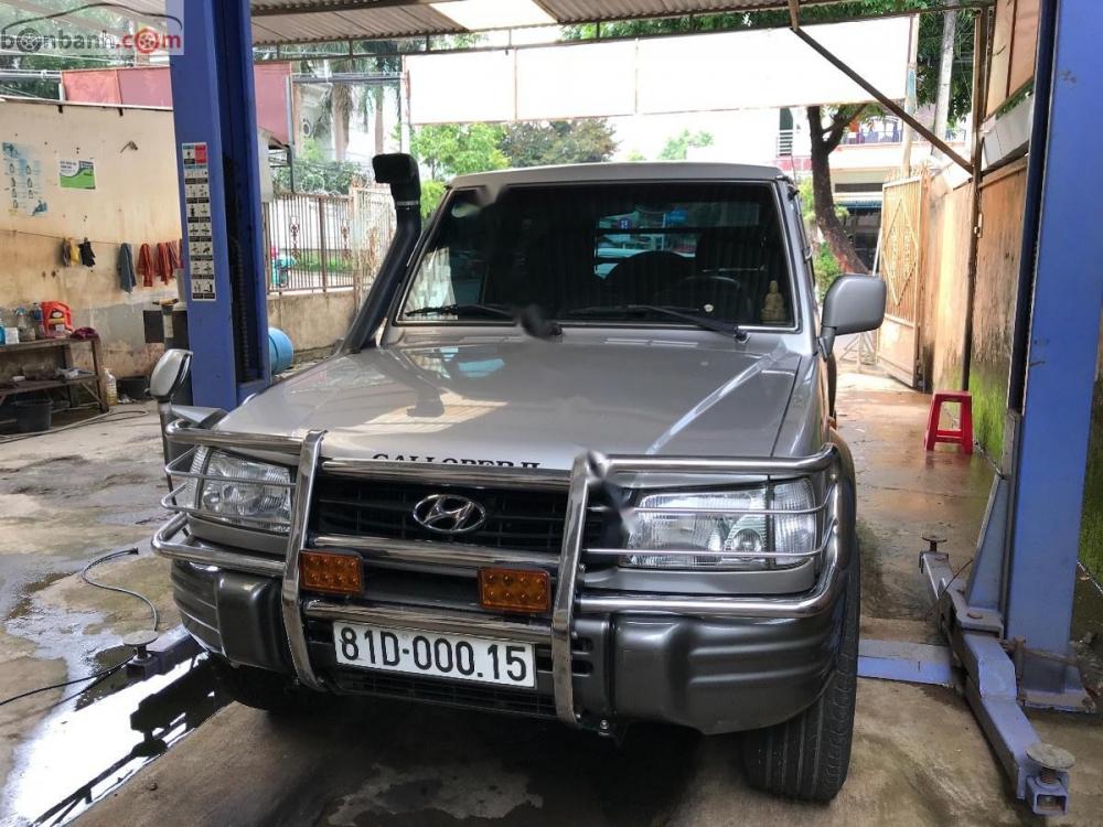 Hyundai Galloper 2003 - Bán Hyundai Galloper sản xuất 2003, màu bạc, đăng ký lần đầu 2009