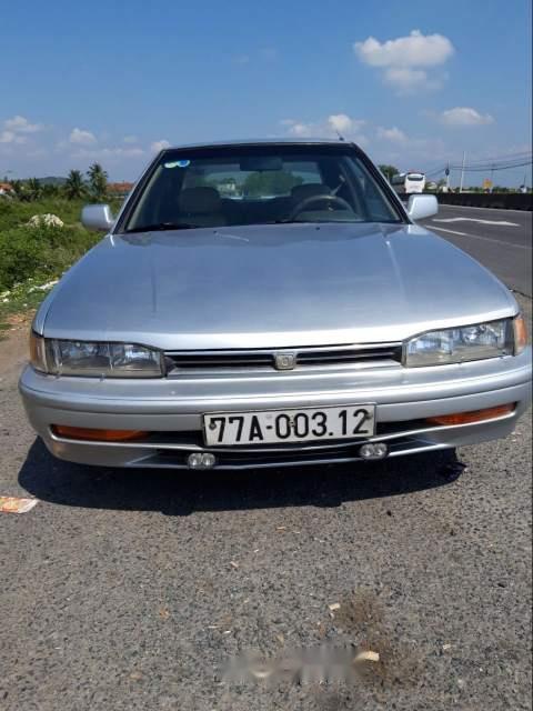 Honda Accord 1988 - Cần bán gấp Honda Accord đời 1988, màu bạc, nhập khẩu nguyên chiếc