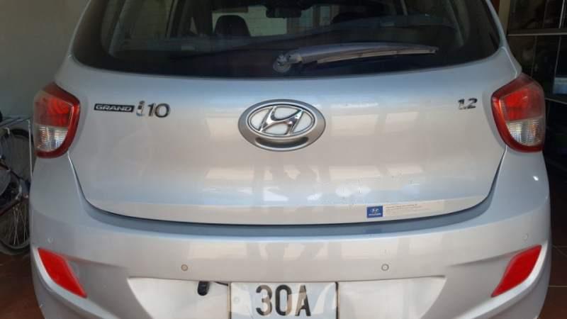 Hyundai Grand i10 2014 - Cần bán lại xe Hyundai Grand i10 năm sản xuất 2014, màu bạc, xe nhập 