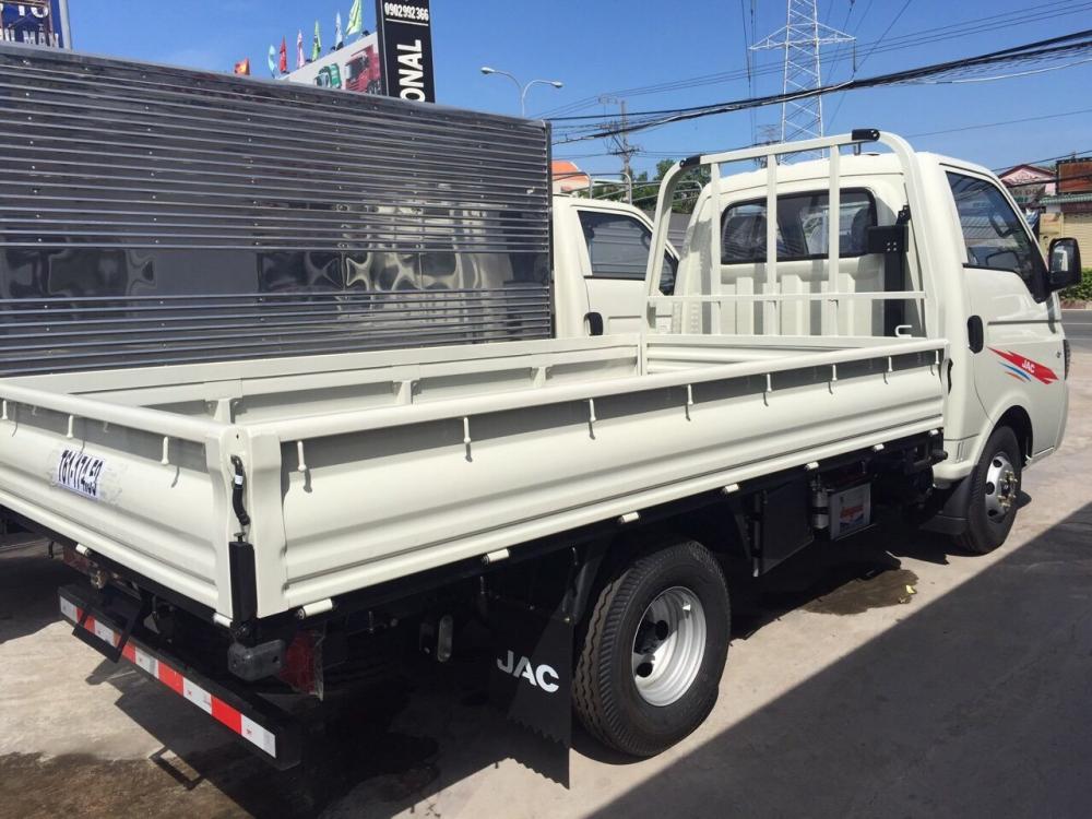 2019 - Cần bán xe tải Jac 990kg thùng lửng nhập khẩu