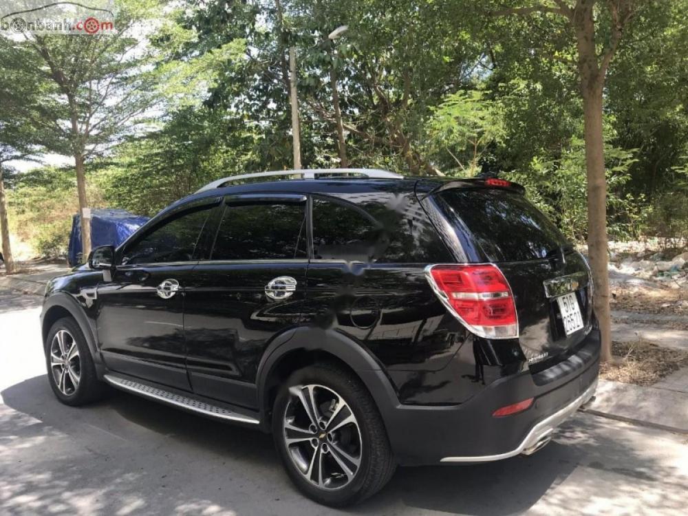 Chevrolet Captiva Revv LTZ 2.4 AT 2017 - Cần bán Chevrolet Captiva Revv LTZ 2.4 AT sản xuất 2017, màu đen, giá 759tr