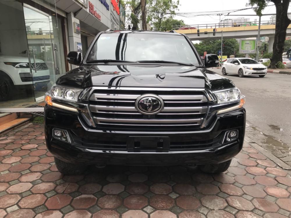 Toyota Land Cruiser 2016 - Bán Toyota Land Cruiser V8 5.7 SX 2016, xe mới 100% màu đen, xe nhập Mỹ - LH Ms. Hương 0945.39.2468