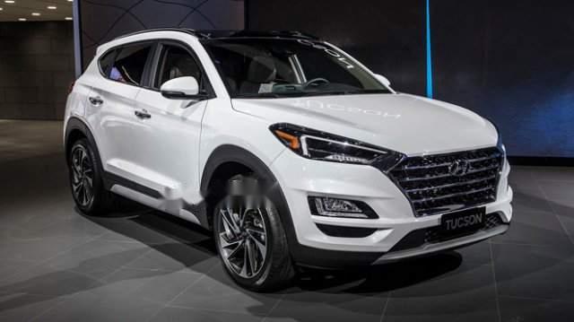 Hyundai Tucson    2019 - Bán xe Hyundai Tucson 2019, màu trắng, giá chỉ 890 triệu