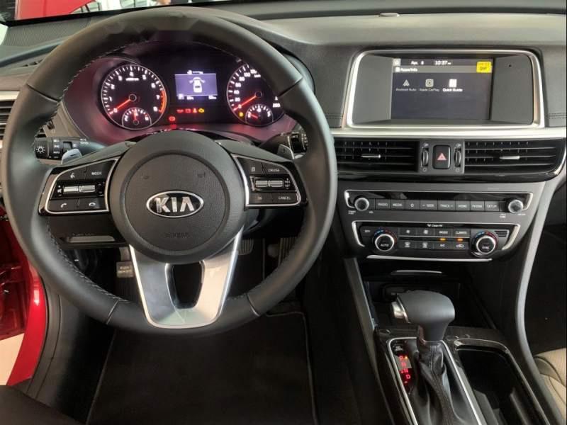 Kia Optima  K5 2019 - Cần bán xe Kia Optima K5 sản xuất năm 2019, màu đỏ, giá chỉ 781 triệu