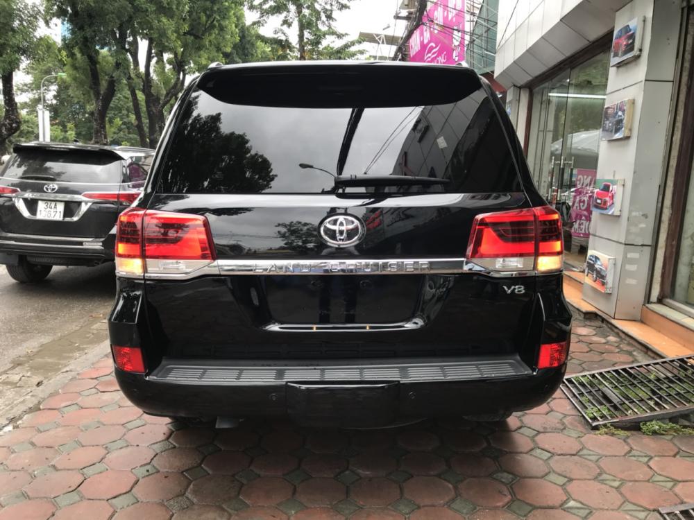 Toyota Land Cruiser 2016 - Bán Toyota Land Cruiser V8 5.7 SX 2016, xe mới 100% màu đen, xe nhập Mỹ - LH Ms. Hương 0945.39.2468