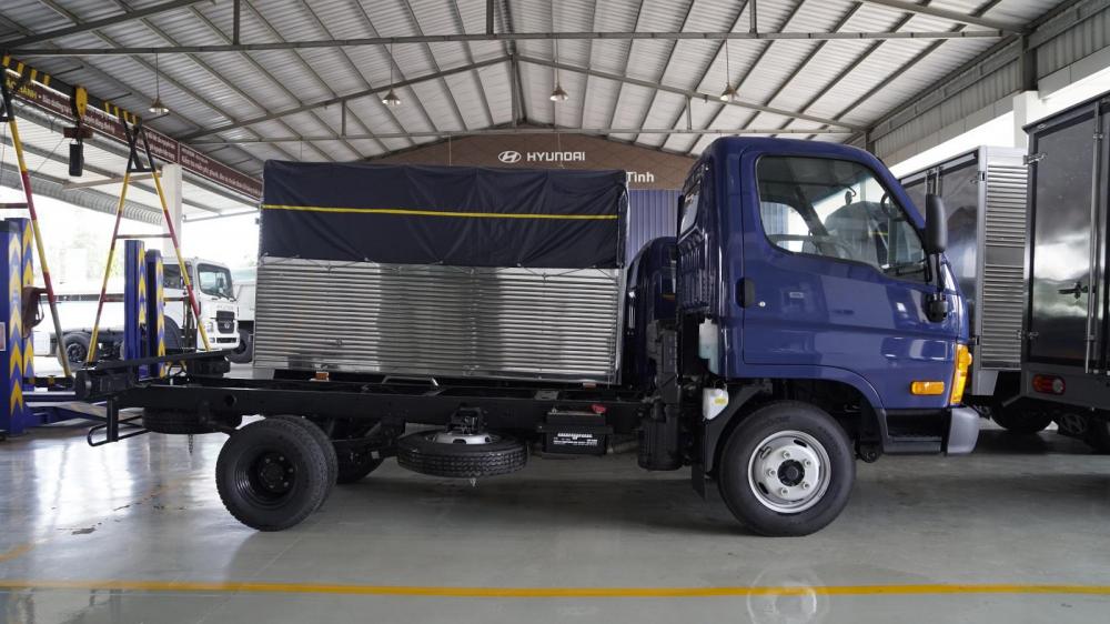 Hyundai Mighty N250 2019 - Bán Hyundai Mighty N250 tải trọng 2T3 thùng dài 3m5 hỗ trợ trả góp