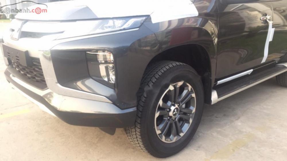 Mitsubishi Triton 4x4 AT Mivec 2019 - Bán Mitsubishi Triton 4x4 AT Mivec 2019, màu xám, nhập khẩu nguyên chiếc