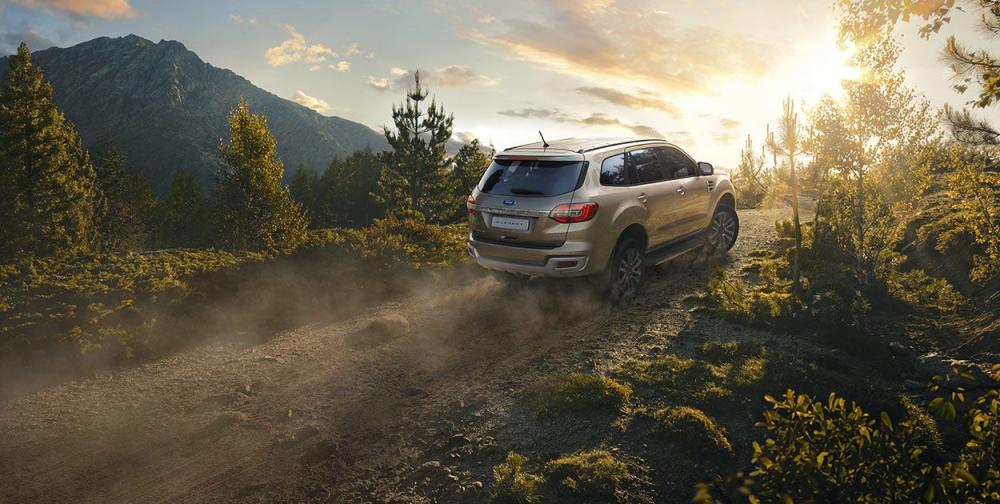 Ford Everest 2019 - Bán Ford Everest xe có sẵn giao ngay