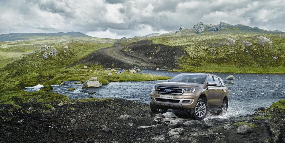 Ford Everest 2019 - Bán Ford Everest xe có sẵn giao ngay