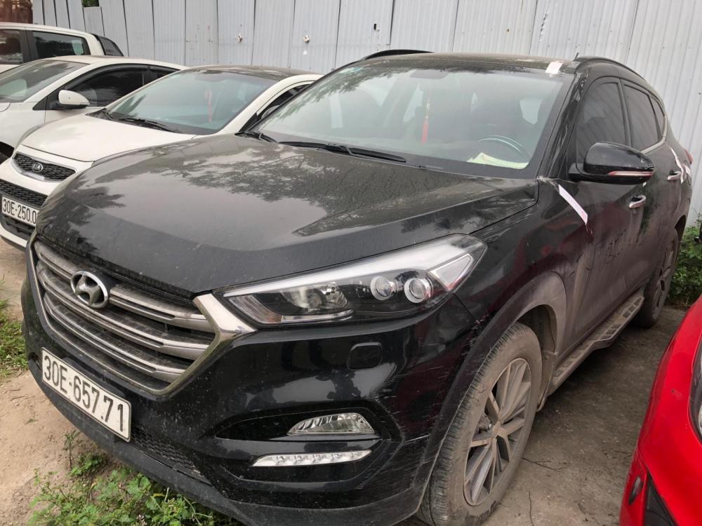 Hyundai Tucson 2016 - Cần bán Hyundai Tucson năm 2016, màu đen, nhập khẩu Hàn Quốc, giá tốt