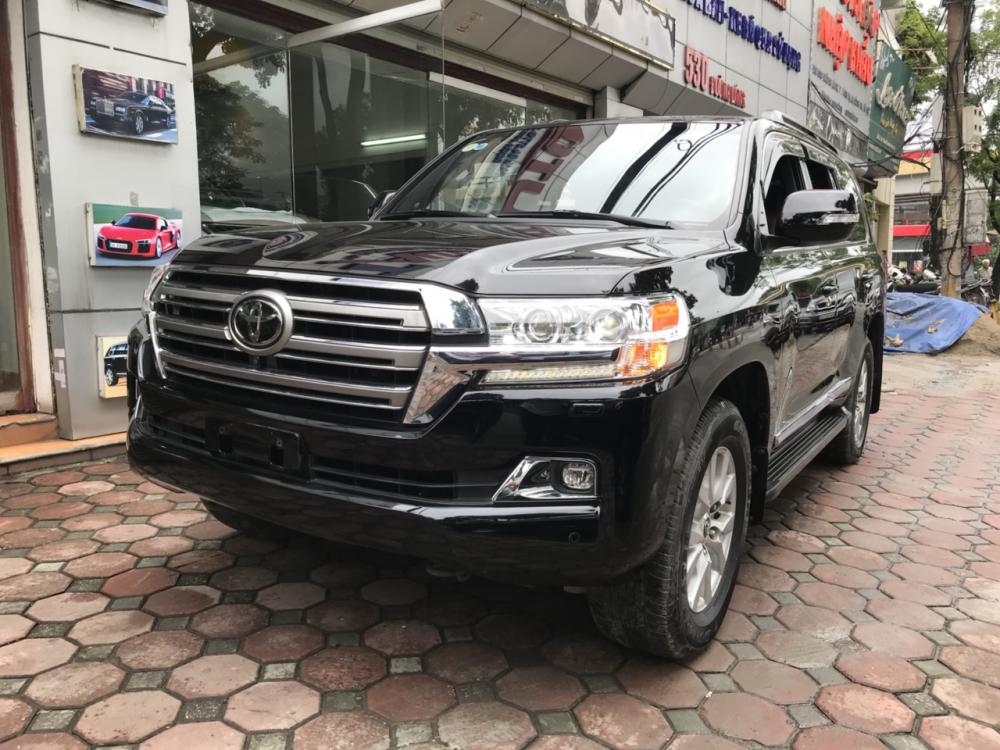 Toyota Land Cruiser 2016 - Bán Toyota Land Cruiser V8 5.7 SX 2016, xe mới 100% màu đen, xe nhập Mỹ - LH Ms. Hương 0945.39.2468