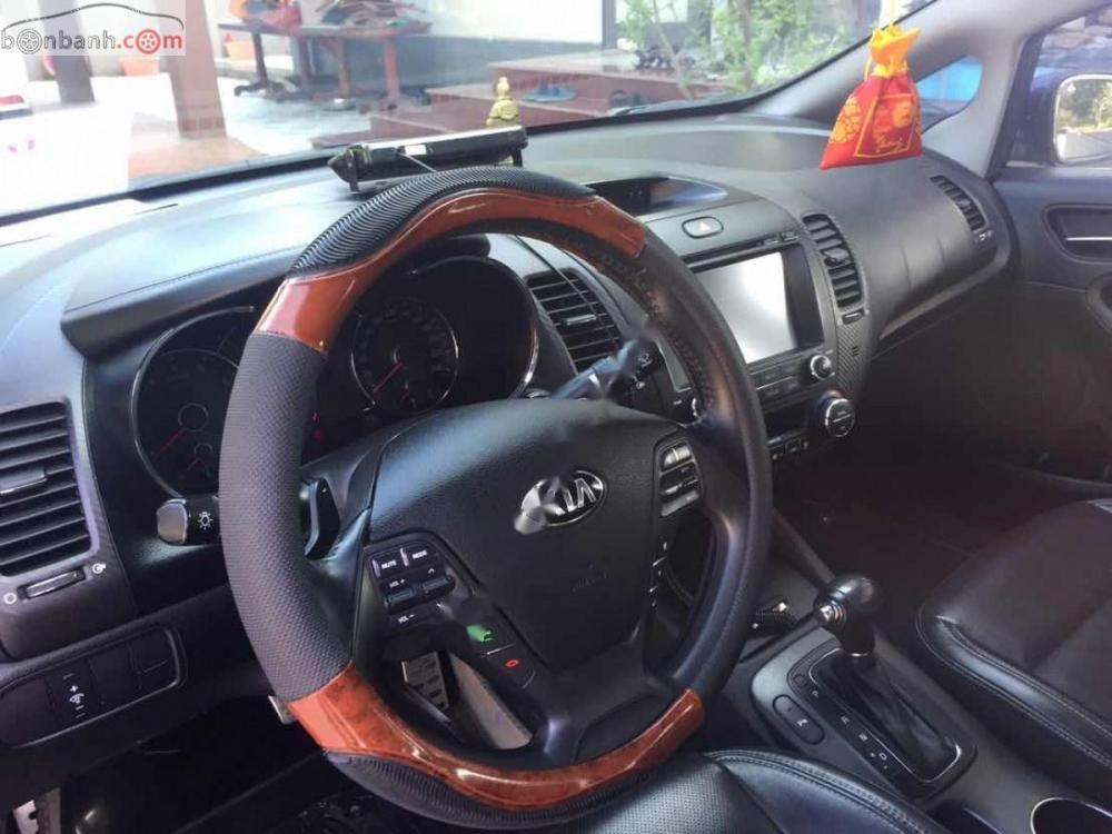 Kia K3 1.6 AT 2014 - Bán Kia K3 1.6 AT đời 2014, màu xám chính chủ giá cạnh tranh
