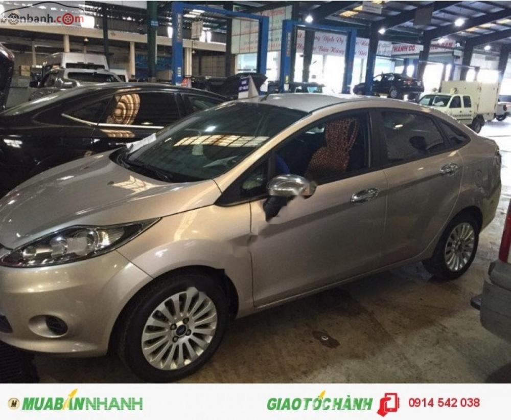 Ford Fiesta 2013 - Cần bán lại xe Ford Fiesta đời 2013, nhập khẩu nguyên chiếc giá cạnh tranh