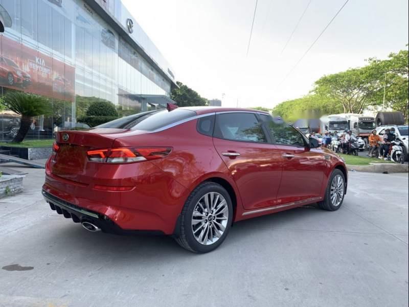 Kia Optima  K5 2019 - Cần bán xe Kia Optima K5 sản xuất năm 2019, màu đỏ, giá chỉ 781 triệu