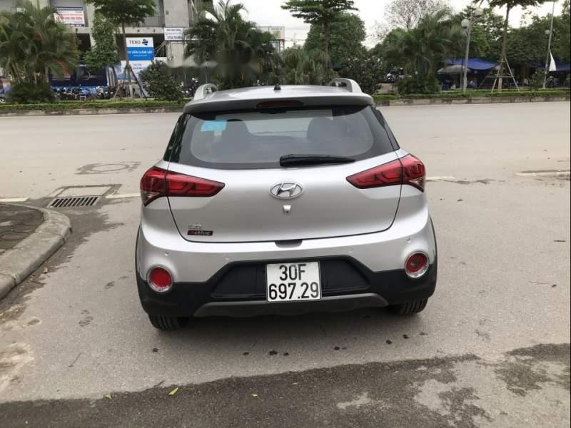 Hyundai i20 Active 2015 - Cần bán gấp Hyundai i20 Active đời 2015, màu bạc, nhập khẩu nguyên chiếc, giá chỉ 505 triệu