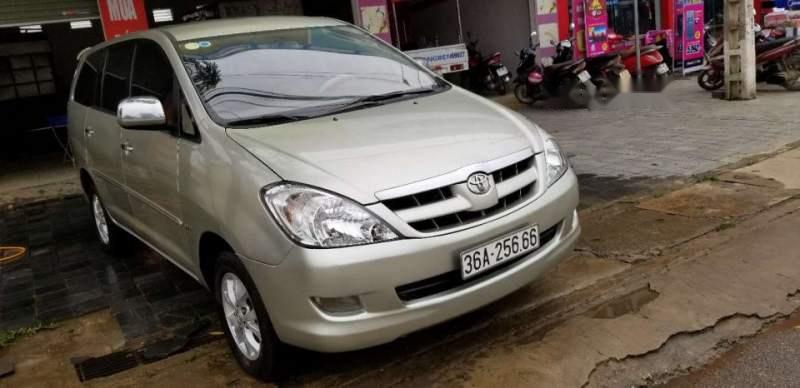 Toyota Innova   2007 - Cần bán gấp Toyota Innova sản xuất năm 2007, màu bạc chính chủ