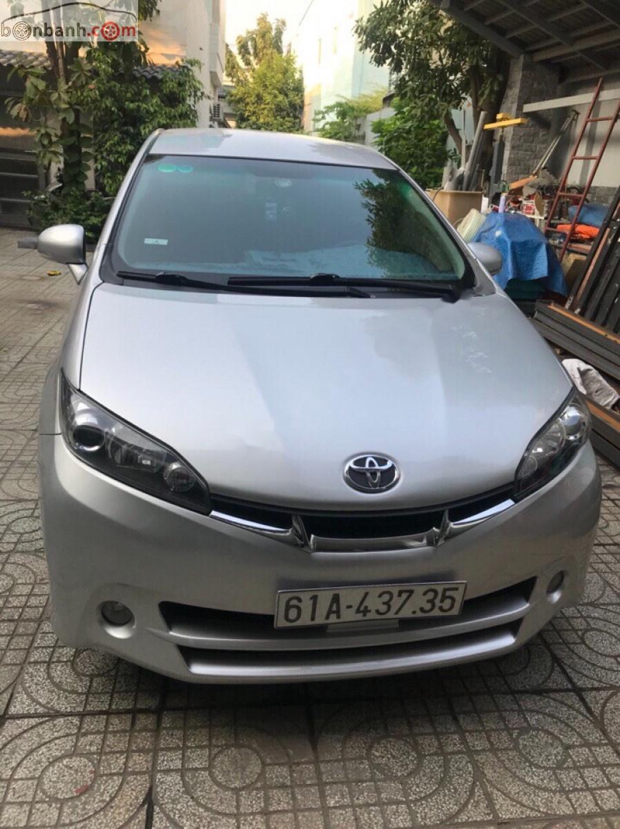 Toyota Wish 2.0 2011 - Bán xe Toyota Wish 2.0 sản xuất 2011, màu bạc, nhập khẩu