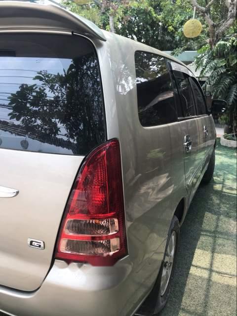 Toyota Innova 2007 - Bán Toyota Innova đời 2007, màu vàng xe gia đình