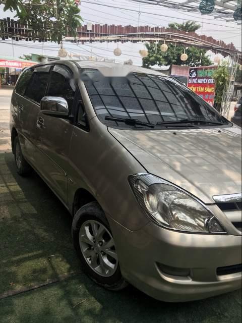 Toyota Innova 2007 - Bán Toyota Innova đời 2007, màu vàng xe gia đình