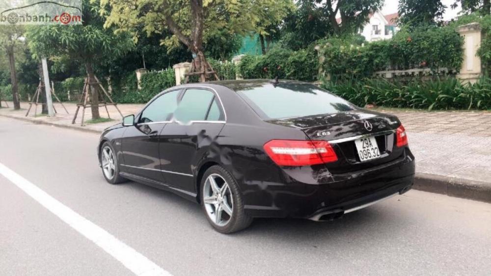 Mercedes-Benz E class 250 CGi 2010 - Cần bán gấp Mercedes 250 CGi năm 2010, màu đen 