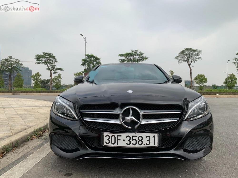 Mercedes-Benz C class C200 2016 - Bán Mercedes C200 đời 2016, màu đen chính chủ