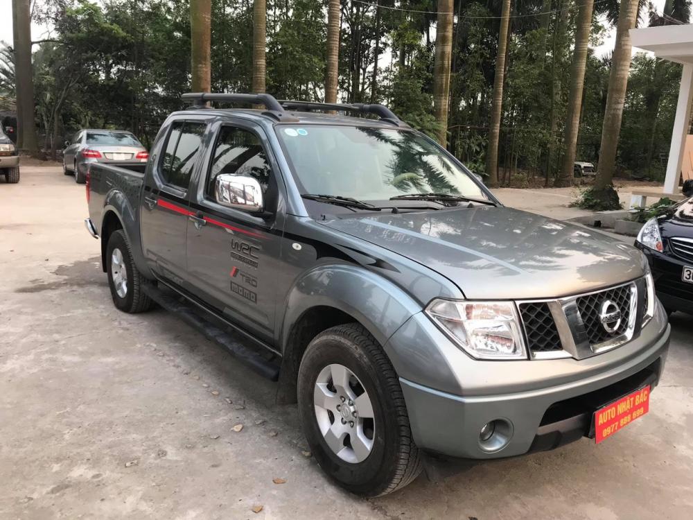 Nissan Navara 2012 - Bán Nissan Navara đời 2012, đăng ký 2013, bản cao cấp 2 cầu, số tự động, xe nguyên bản không đâm đụng va ngã hay ngập nước