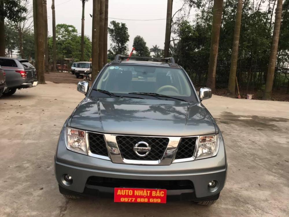 Nissan Navara 2012 - Bán Nissan Navara đời 2012, đăng ký 2013, bản cao cấp 2 cầu, số tự động, xe nguyên bản không đâm đụng va ngã hay ngập nước