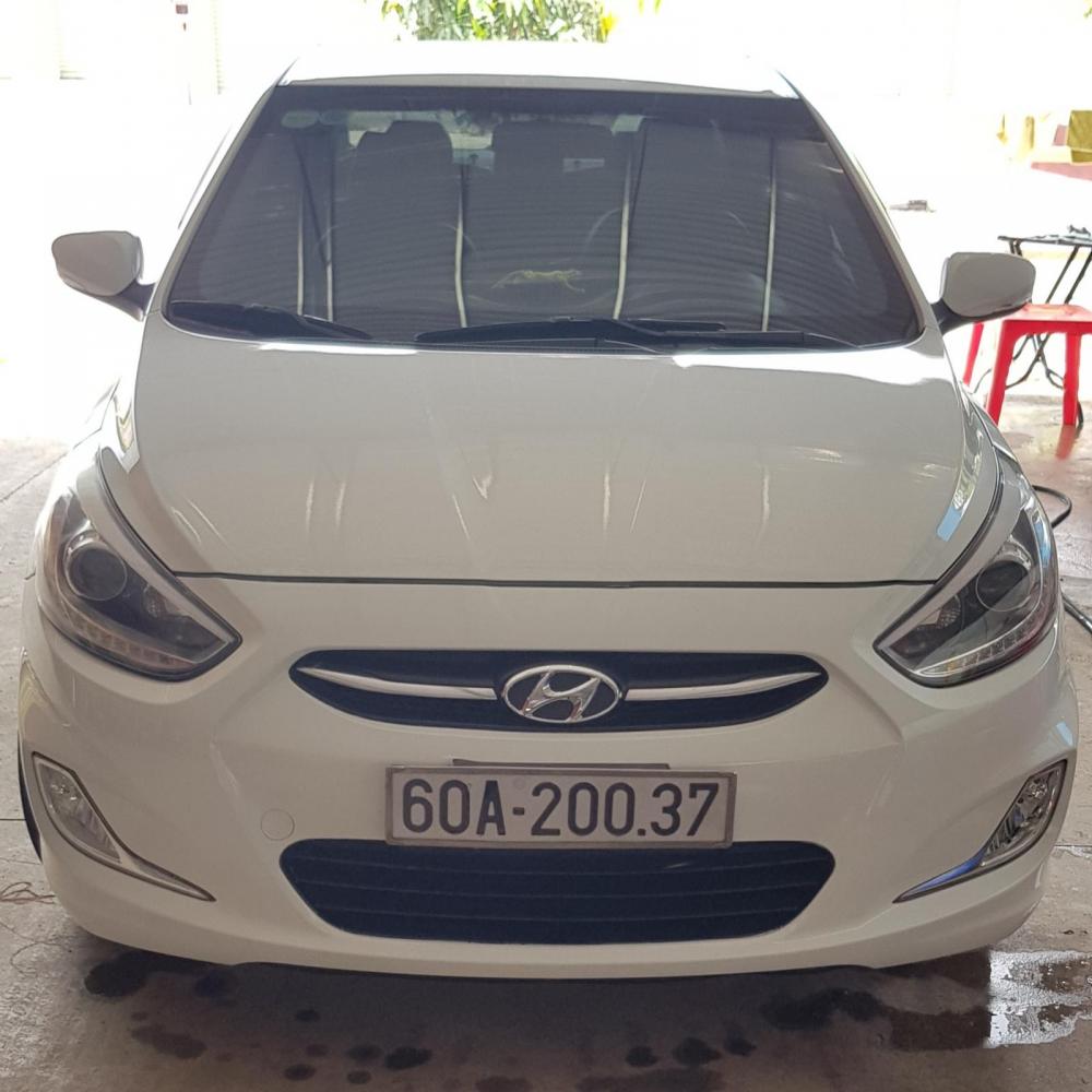 Hyundai Accent 1.4 MT 2014 - Bán Hyundai Accent 1.4 MT số sàn, đăng ký 2015, màu trắng xe nhập, 415 triệu