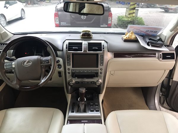 Lexus GX460 2015 - Cần bán xe Lexus GX460 đời 2015, màu vàng, nhập khẩu nguyên chiếc