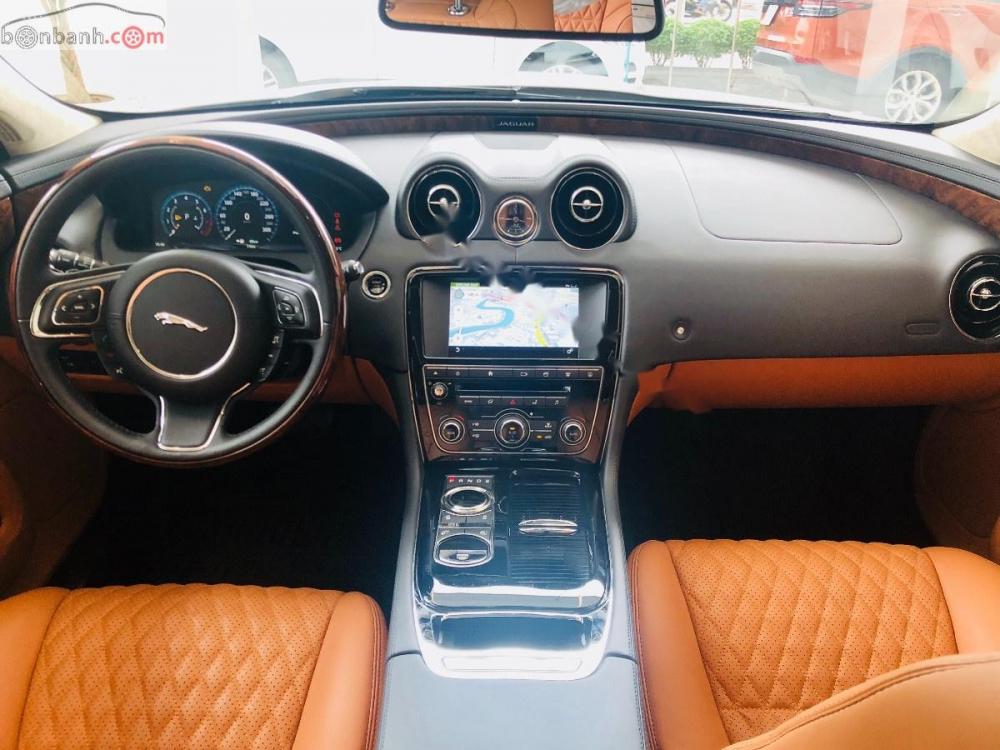 Jaguar XJ Porfolio 2019 - Cần bán Jaguar XJ Porfolio năm 2019, màu trắng, nhập khẩu