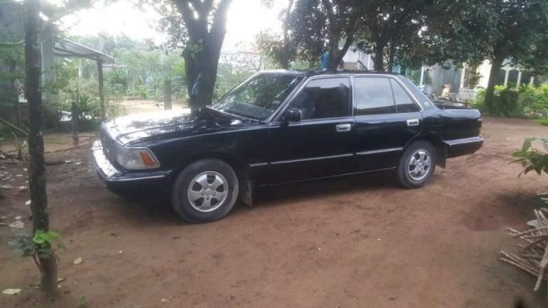 Toyota Crown 1989 - Bán ô tô Toyota Crown đời 1989, màu đen, xe nhập, 120 triệu