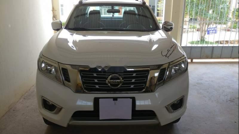 Nissan Navara  E  2015 - Bán Nissan Navara E 2015, màu trắng, nhập khẩu nguyên chiếc, giá chỉ 475 triệu