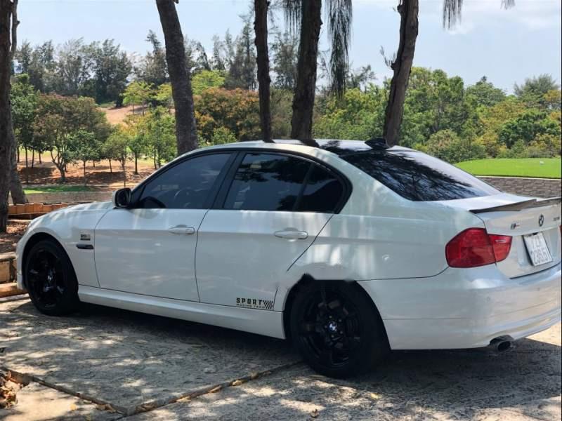 BMW 3 Series  320i LCI   2011 - Bán xe BMW 320i LCI 2011, màu trắng, chính chủ 