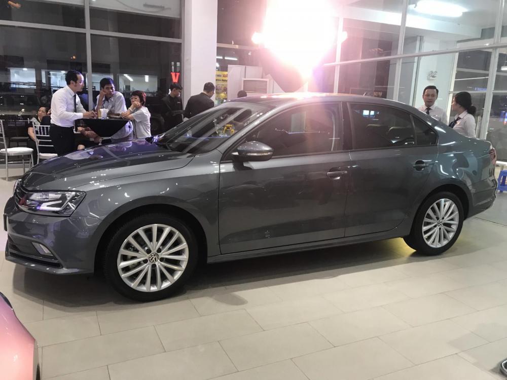 Volkswagen Jetta 2018 - Bán Mazda 6 năm 2018, màu xám (ghi), xe nhập