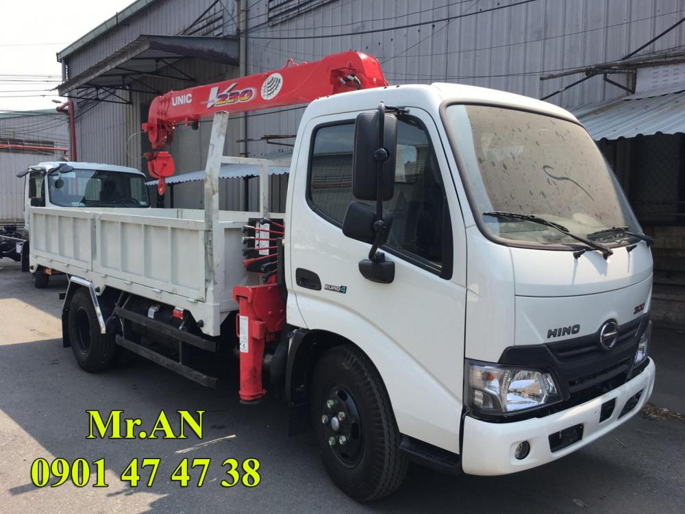 Hino 300 Series 2019 - LH: 0901 47 47 38 - Xe tải cẩu Hino 2 tấn, thùng 3.4m, cẩu Unic mới 100%