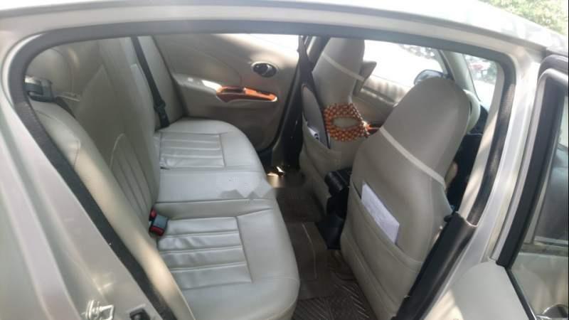 Nissan Sunny  MT 2014 - Cần bán lại xe Nissan Sunny MT đời 2014, màu bạc chính chủ  