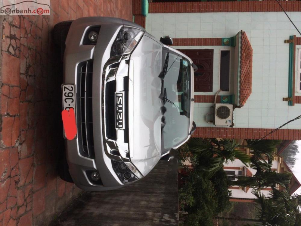 Isuzu Dmax 2015 - Bán xe Isuzu Dmax nhập khẩu từ Thái Lan, đời 2015, màu bạc, số sàn 1 cầu