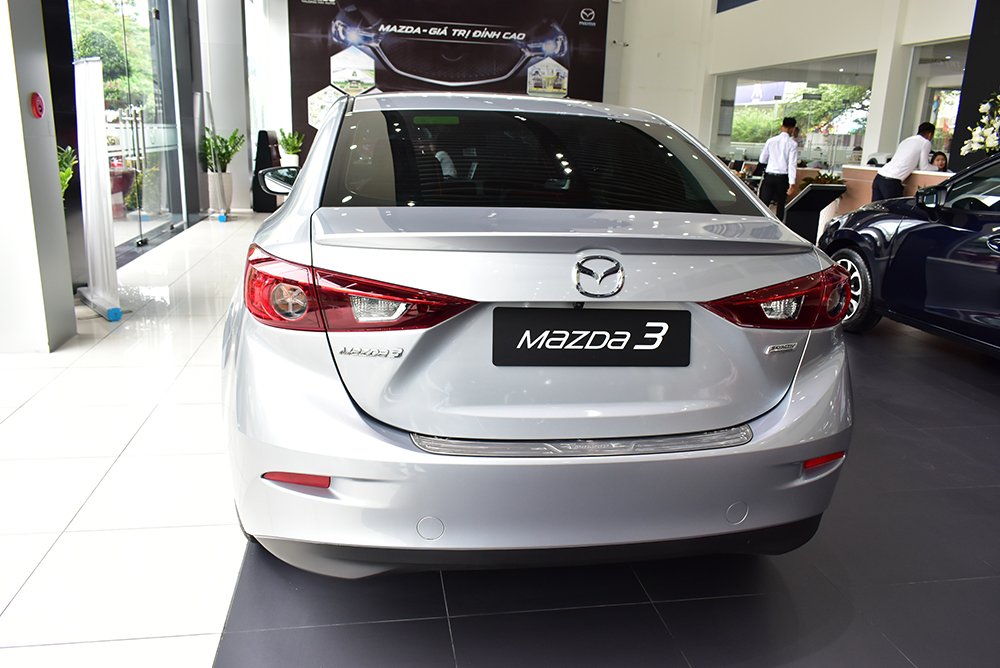 Mazda 3 1.5 2019 - Mazda Lê Văn Lương, giá Mazda 3 phiên bản 1.5L tốt nhất. Hotline: 0976112268