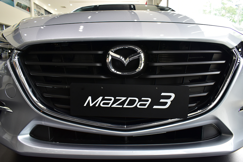 Mazda 3 1.5 2019 - Mazda Lê Văn Lương, giá Mazda 3 phiên bản 1.5L tốt nhất. Hotline: 0976112268