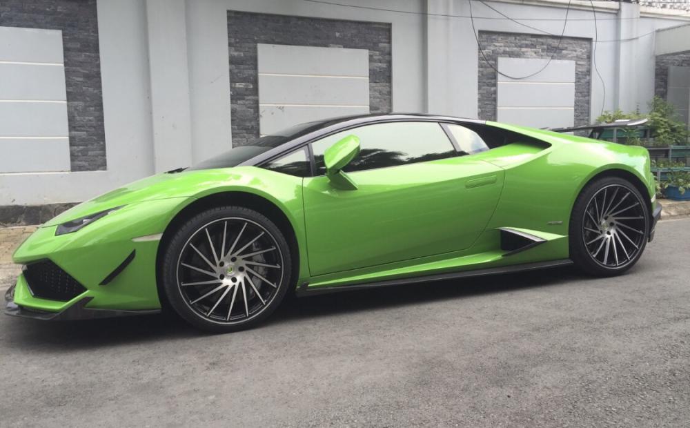 Lamborghini Huracan huracan 610LP  2014 - Bán ô tô Lamborghini Huracan huracan 610LP sản xuất 2014, màu xanh cốm xe nhập