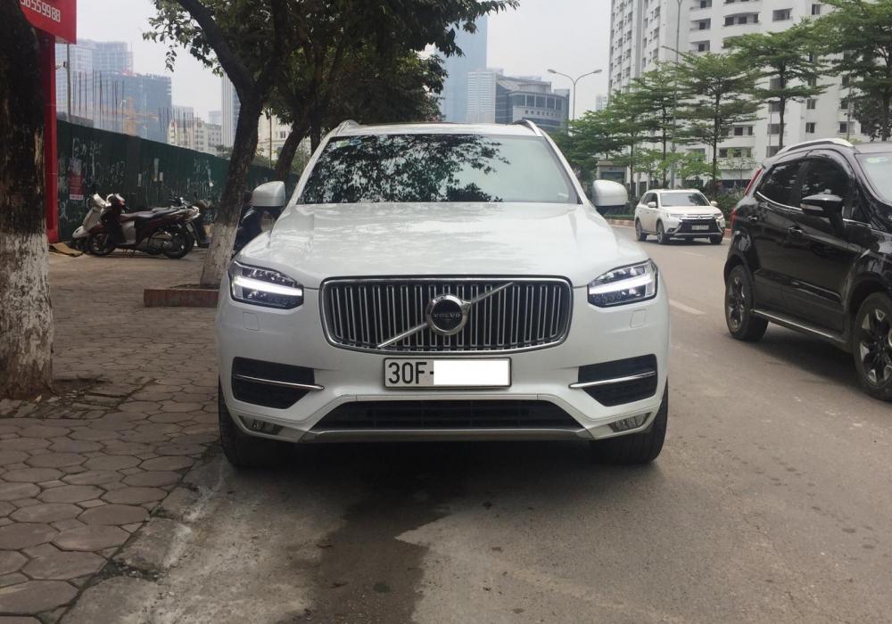 Volvo XC90 2018 - Bán ô tô Volvo XC90 năm 2018, màu trắng, xe nhập