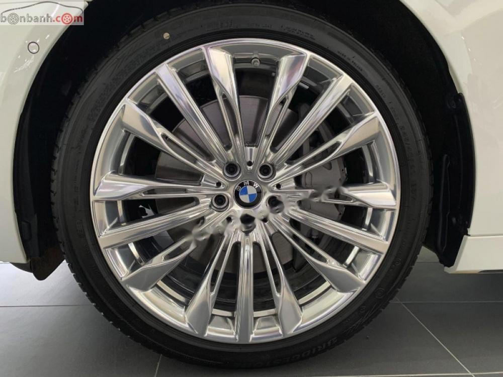 BMW 7 Series 750Li 2019 - Bán BMW 750Li sản xuất năm 2019, màu trắng, nhập khẩu