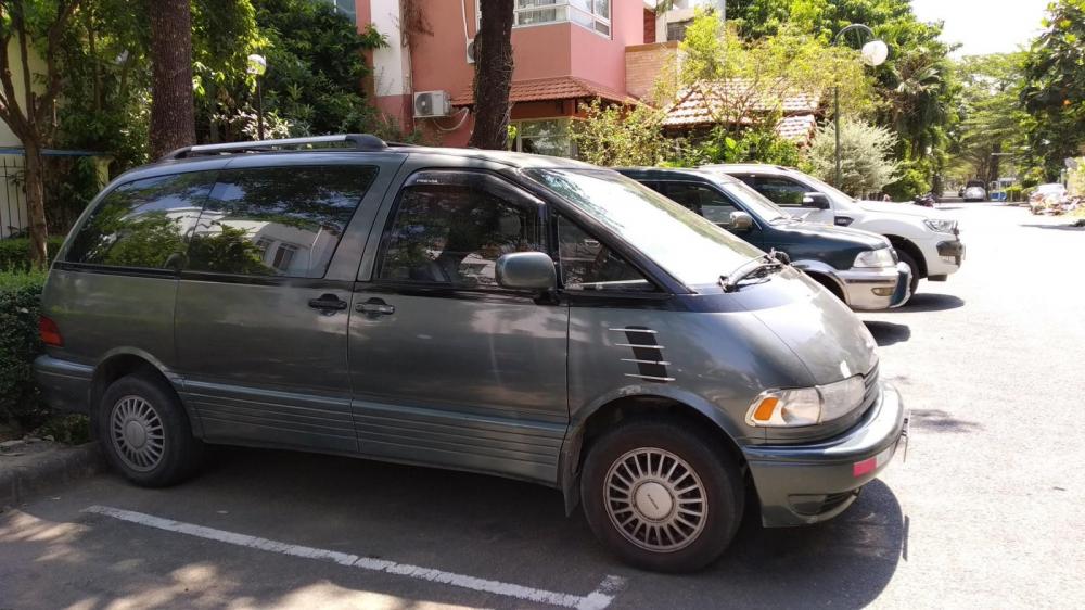 Toyota Previa 2.4LE 1991 - Tp HCM - Bán xe Toyota Previa 7 chỗ, số tự động, giá tốt